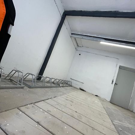 Luxurioeses Apartment,Neubau, 4 Personen, Parkplatz, Griechischer Stil Bochum Eksteriør billede