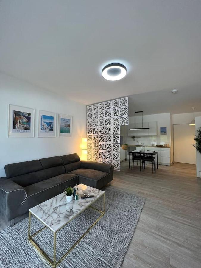 Luxurioeses Apartment,Neubau, 4 Personen, Parkplatz, Griechischer Stil Bochum Eksteriør billede