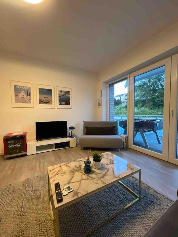 Luxurioeses Apartment,Neubau, 4 Personen, Parkplatz, Griechischer Stil Bochum Eksteriør billede
